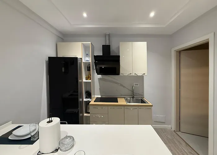 Sol Heart Of Blloku * ティラナ