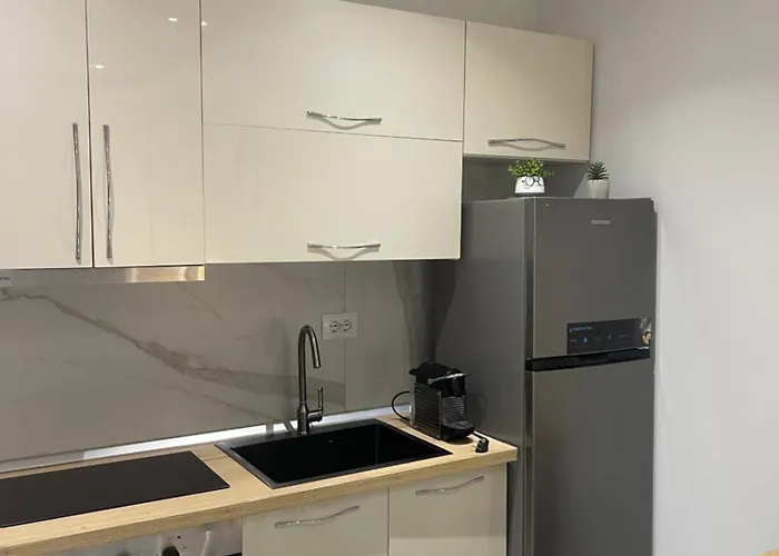 Sol Heart Of Blloku * ティラナ