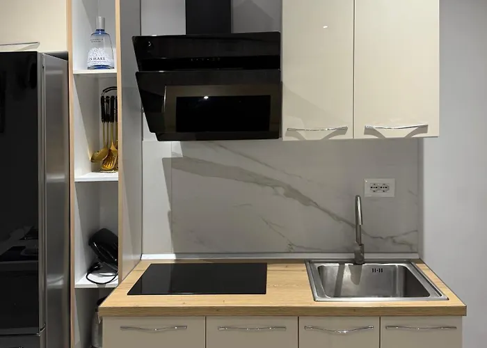 Апартаменты Sol Heart Of Blloku Тирана